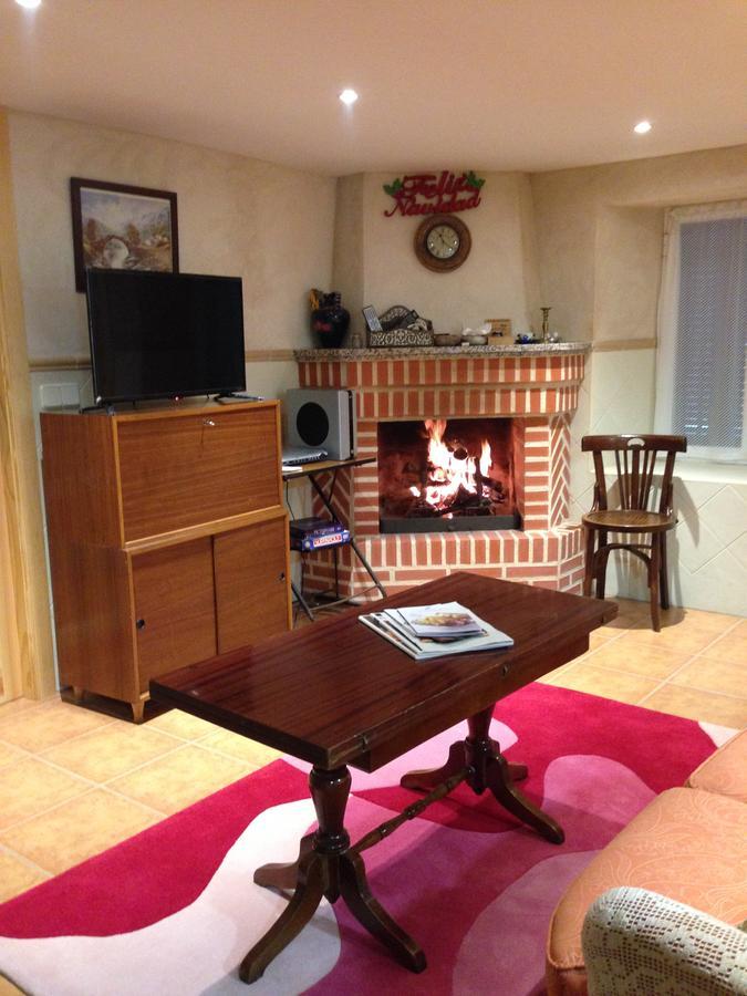 Apartamento Rural La Muralla De Pedraza Chavida Buitenkant foto
